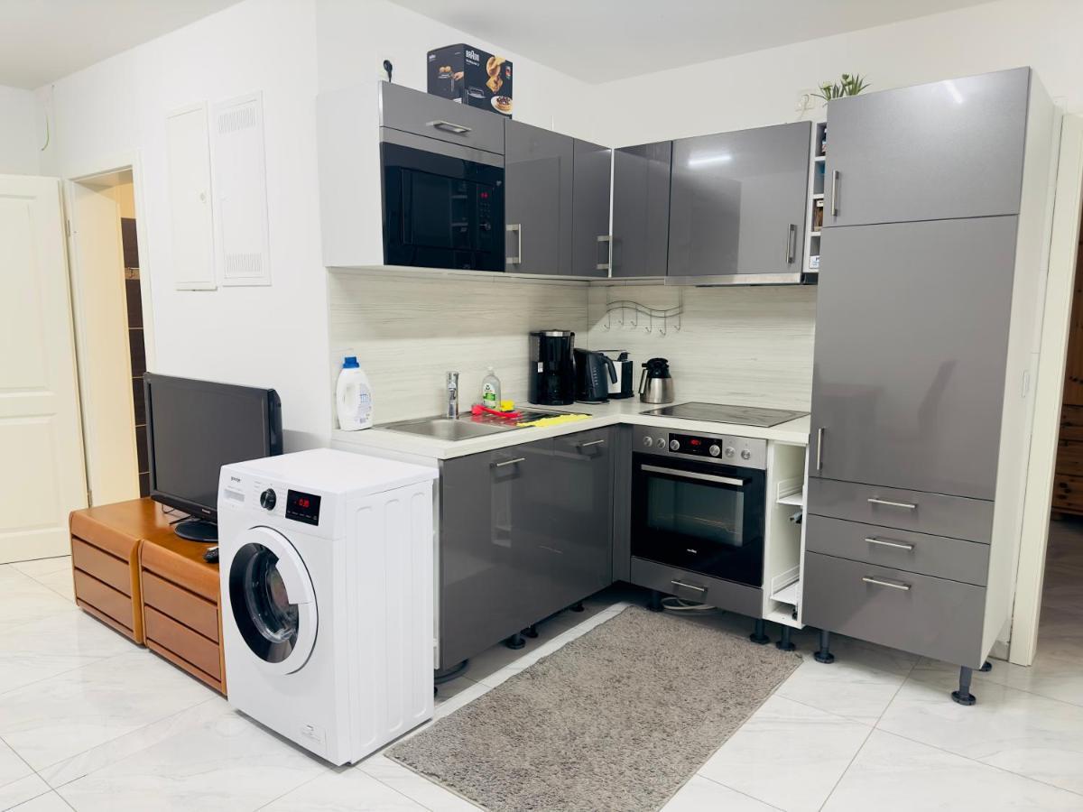 Fully Equipped Apartment 3 Rooms 5 Bed Hamburg Ngoại thất bức ảnh